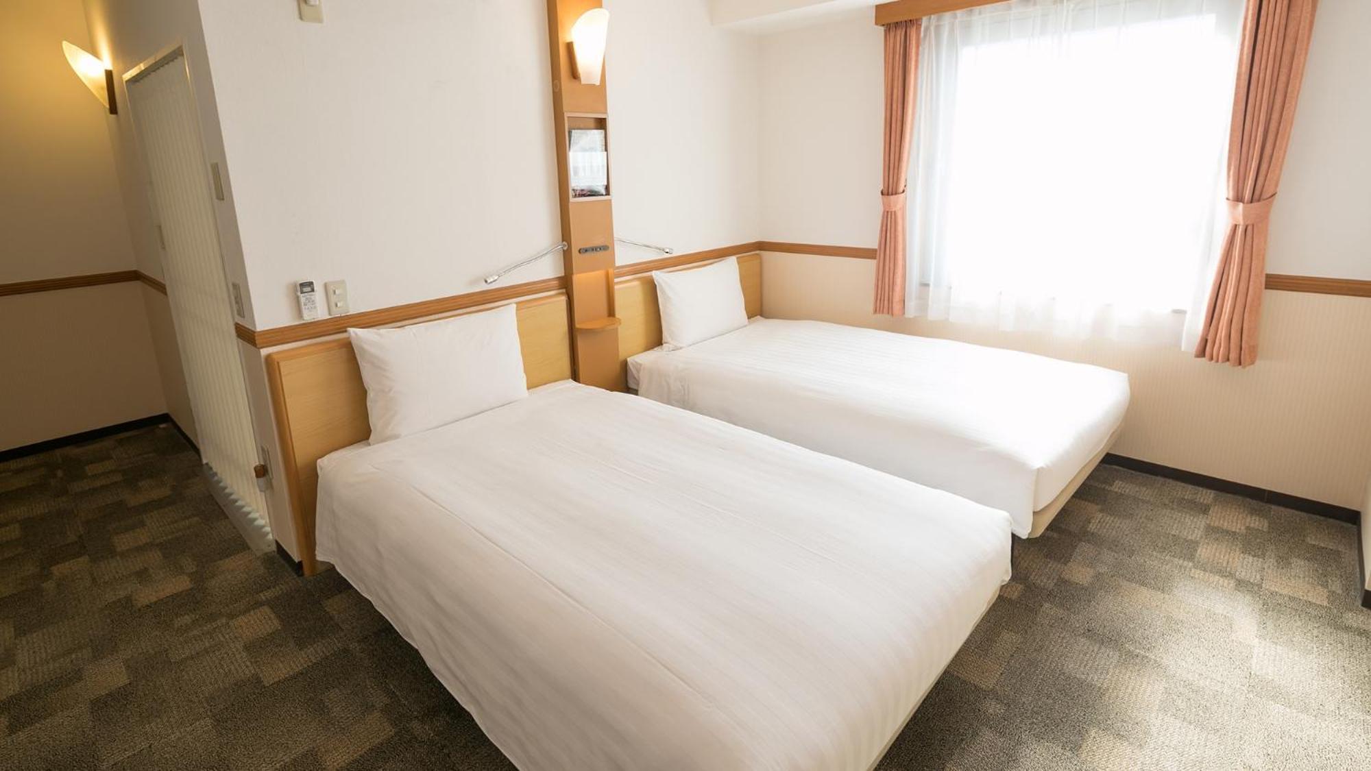 Toyoko Inn Tokyo Shinagawa-Eki Takanawa-Guchi Екстер'єр фото