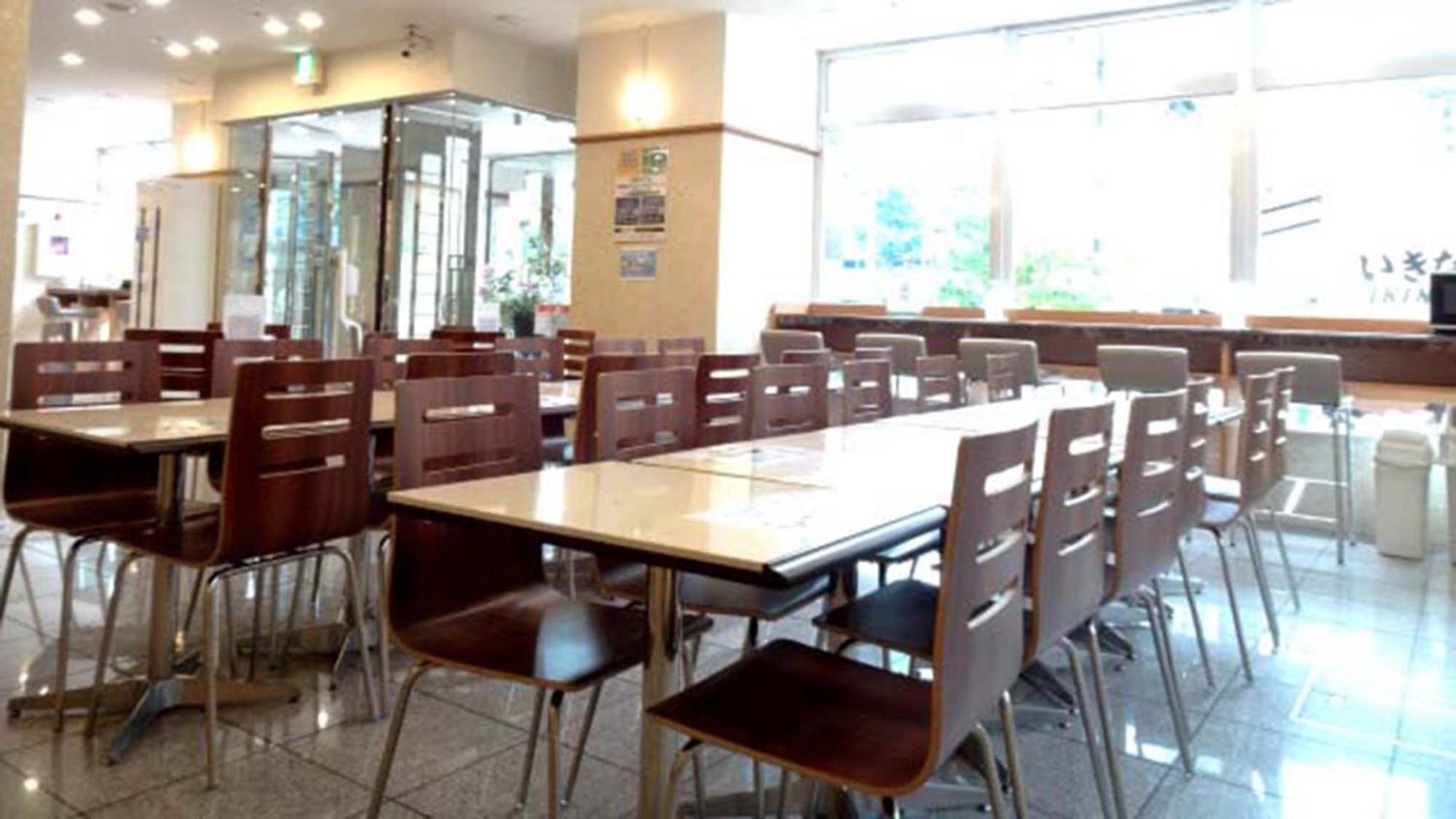 Toyoko Inn Tokyo Shinagawa-Eki Takanawa-Guchi Екстер'єр фото
