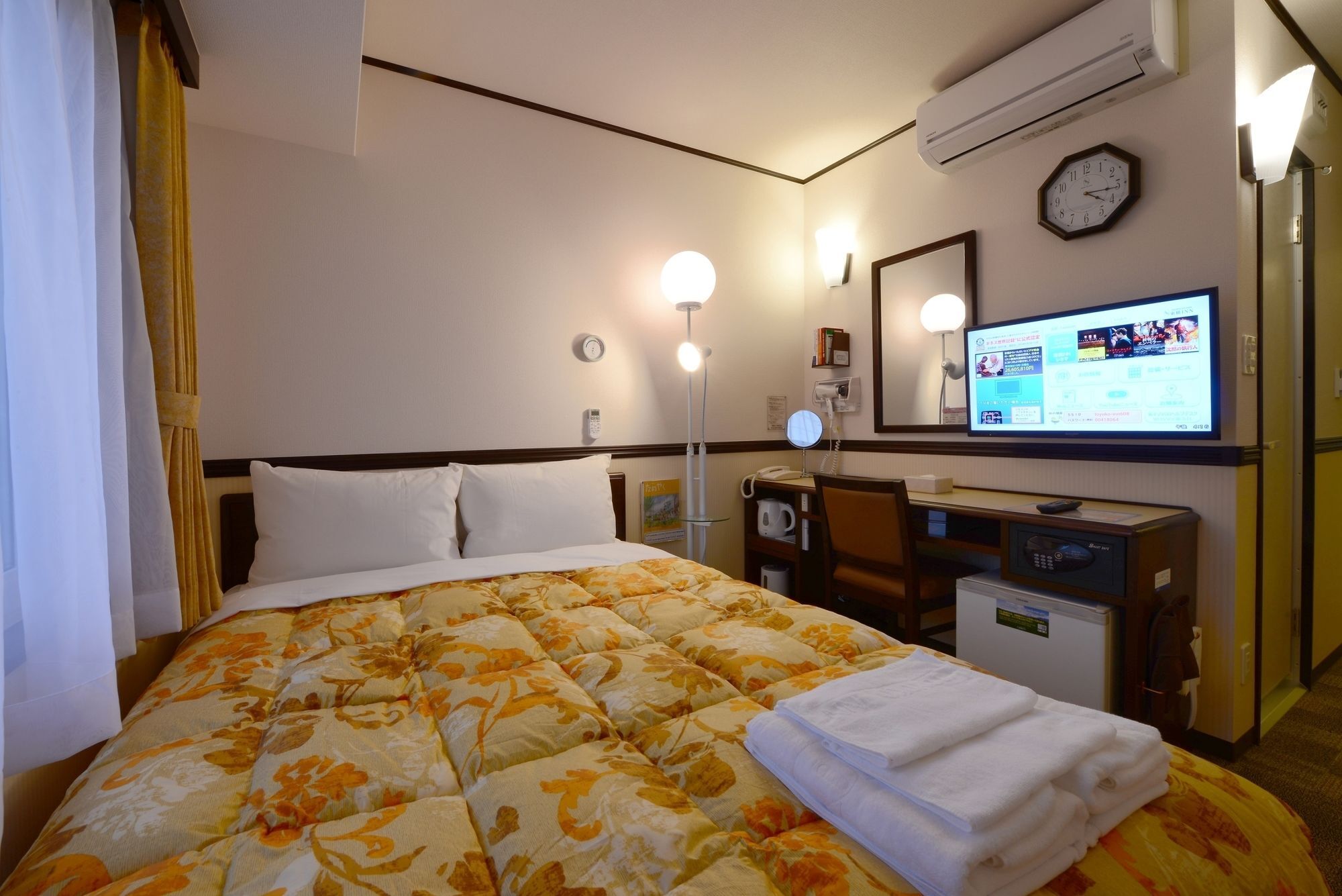 Toyoko Inn Tokyo Shinagawa-Eki Takanawa-Guchi Екстер'єр фото